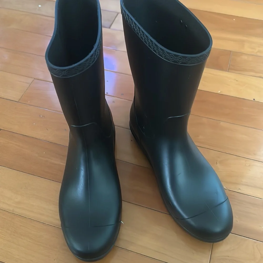 Ugg black rain boots size 10